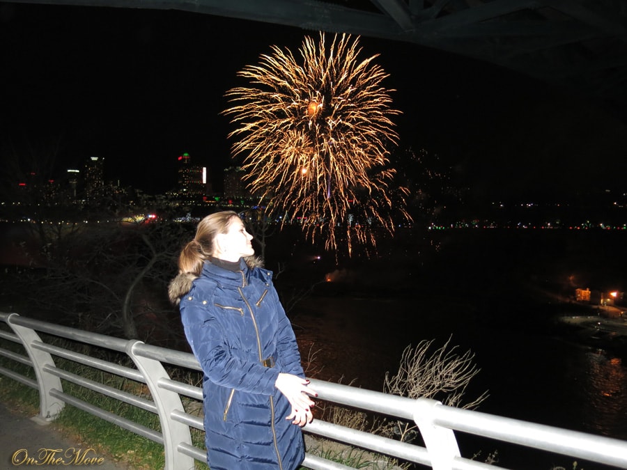Niagara_Falls-fireworks