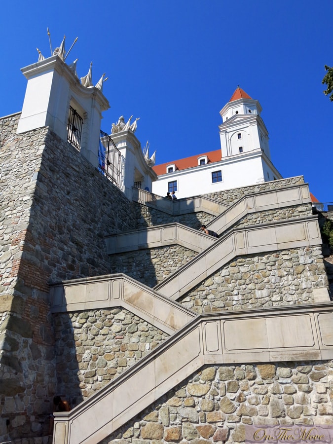 Slovakia-Bratislava_Castle-5